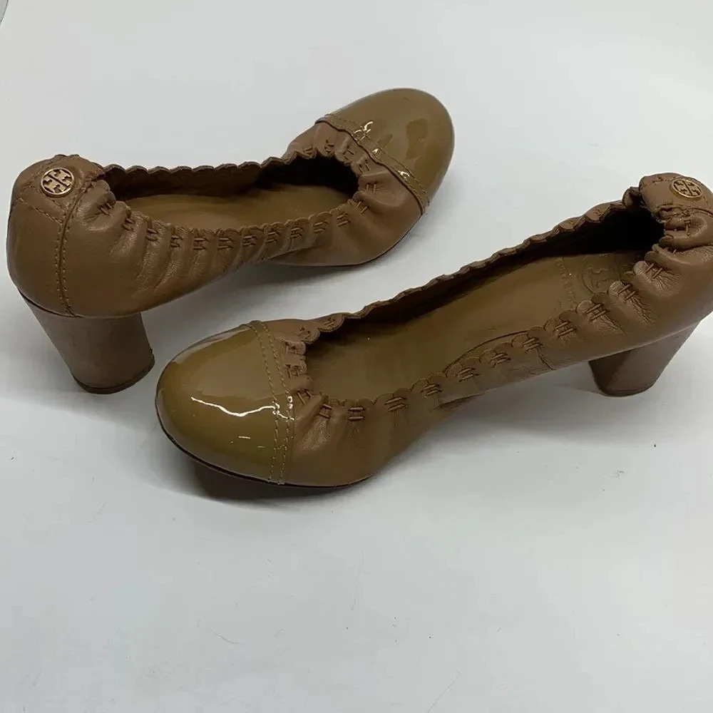 Tory Burch Romy High Heels Shoes Patent Leather Cap Toe Scrunched Brown Tan 7.5